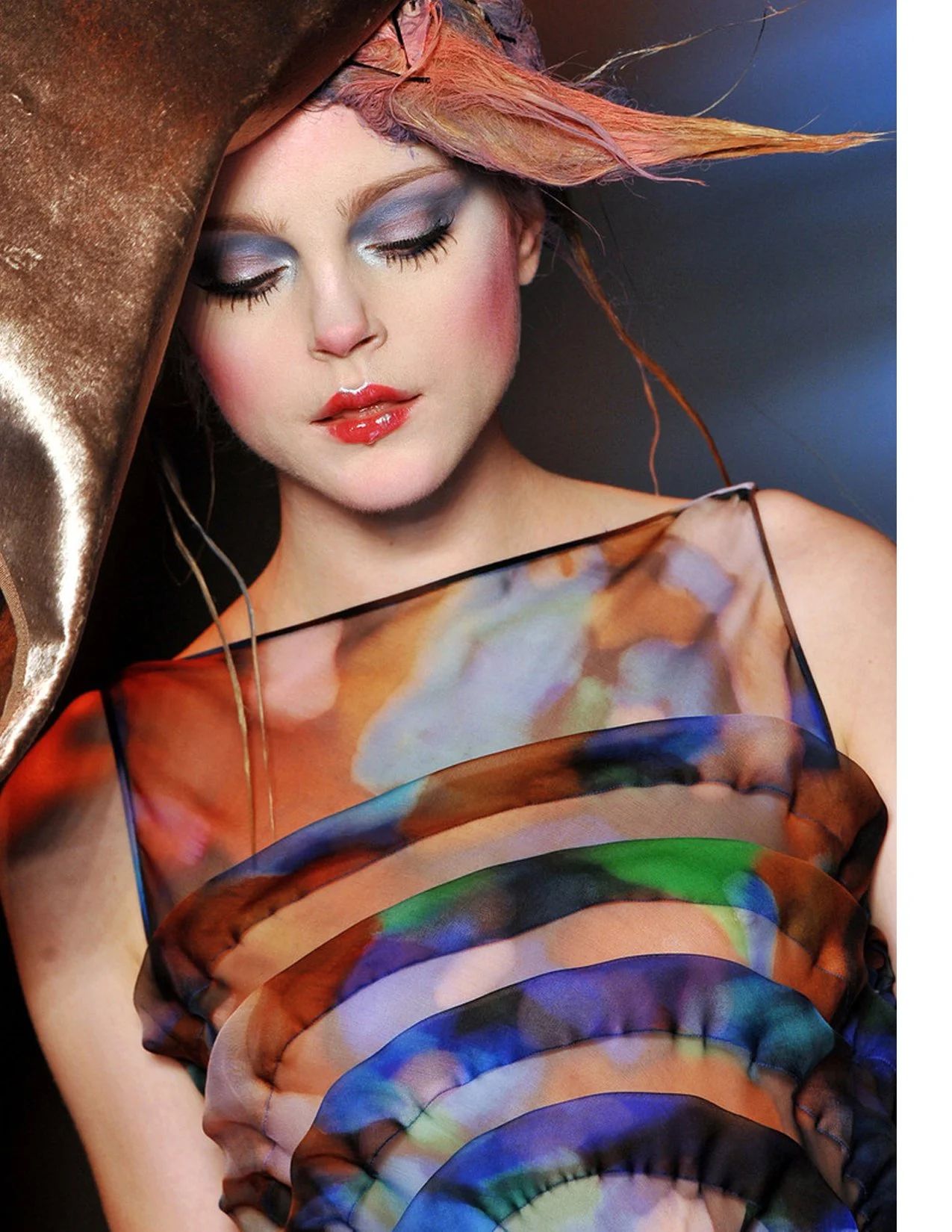 GALLIANO_S09_JESSICASTAMGOWN_DETAIL3_RES150.jpg