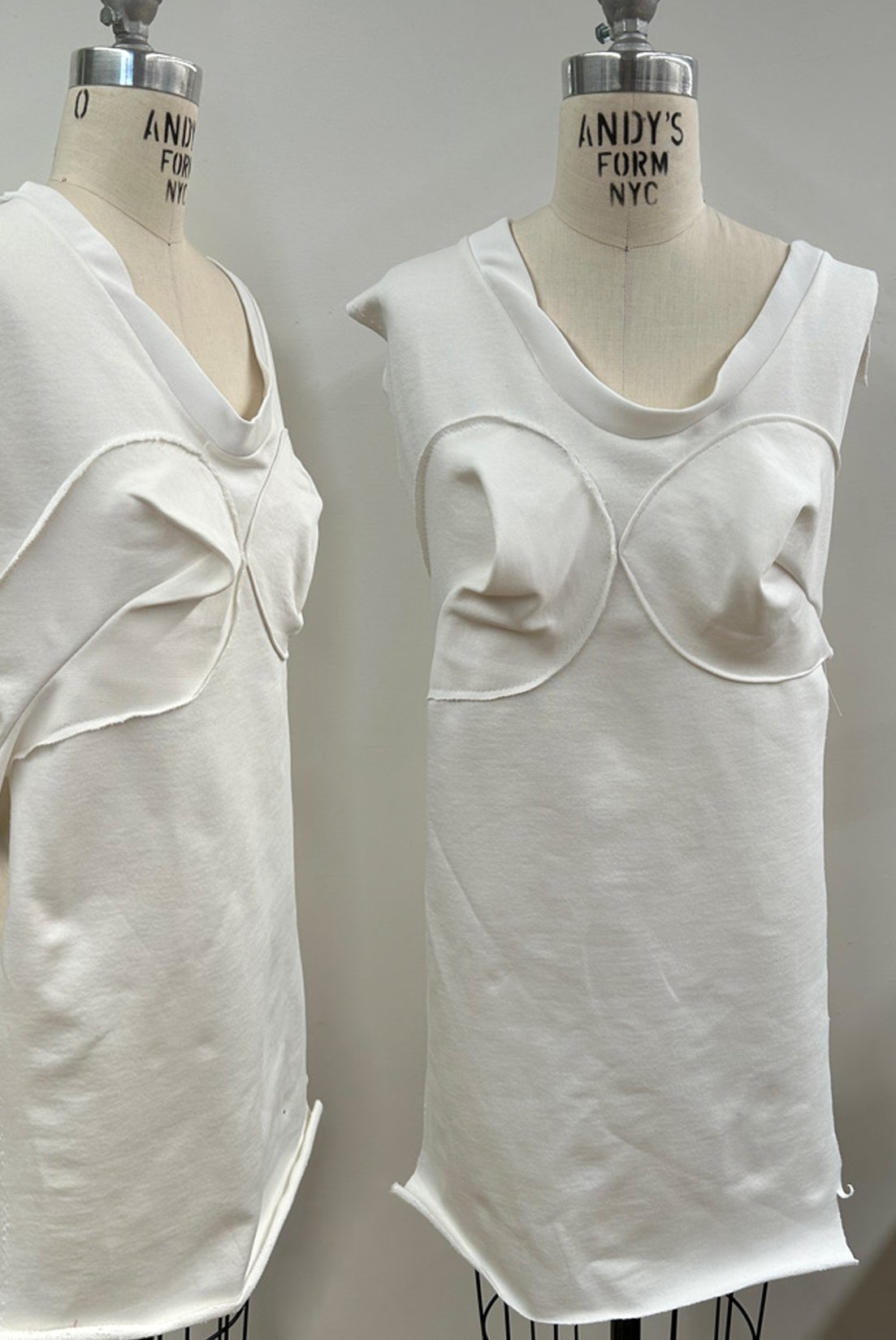 MJ_S23_LEATHERBREASTDARTS_DRAPE_RES150.jpg