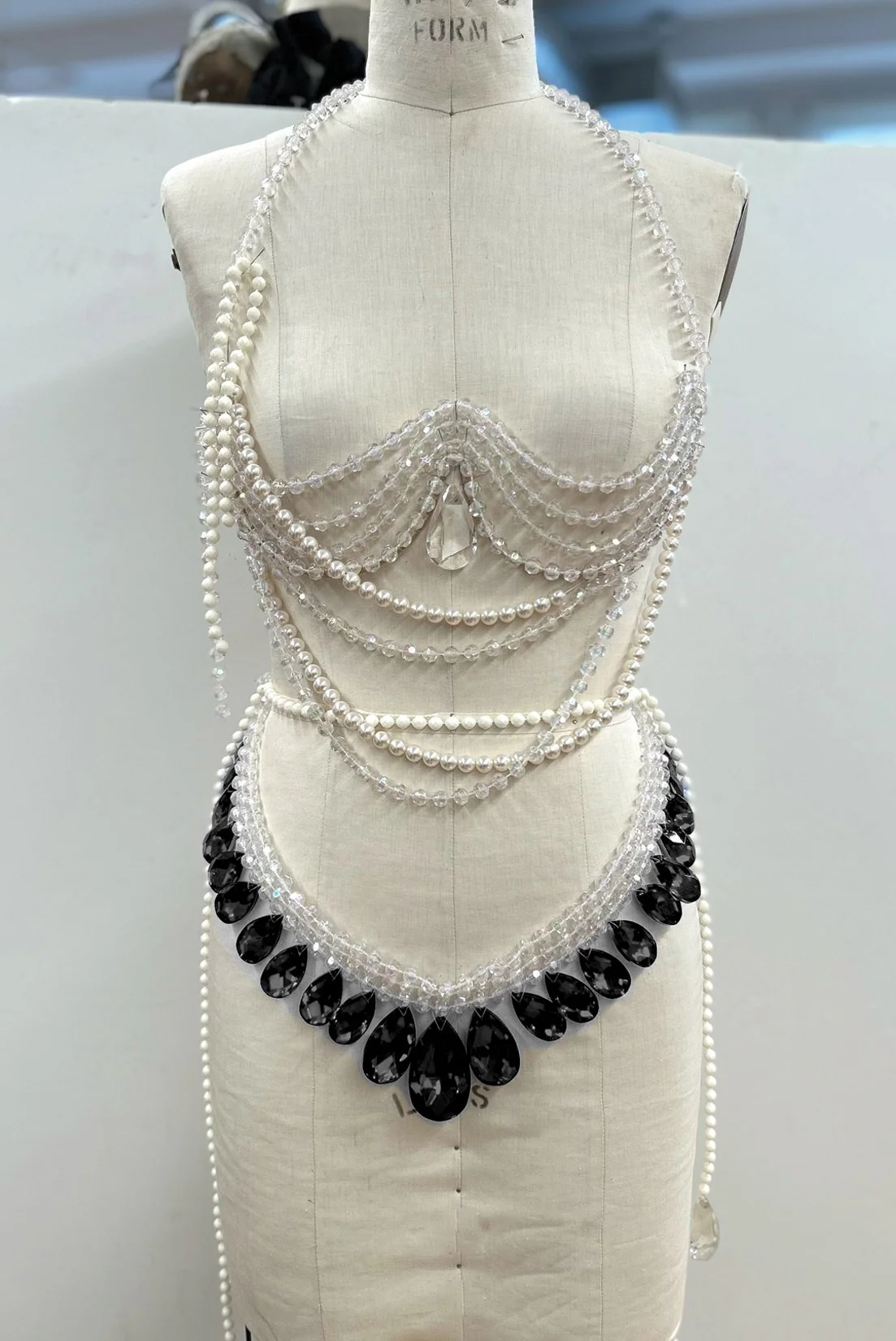 MJ_S26_BEADBRA_DRAPE4_RES150.jpg