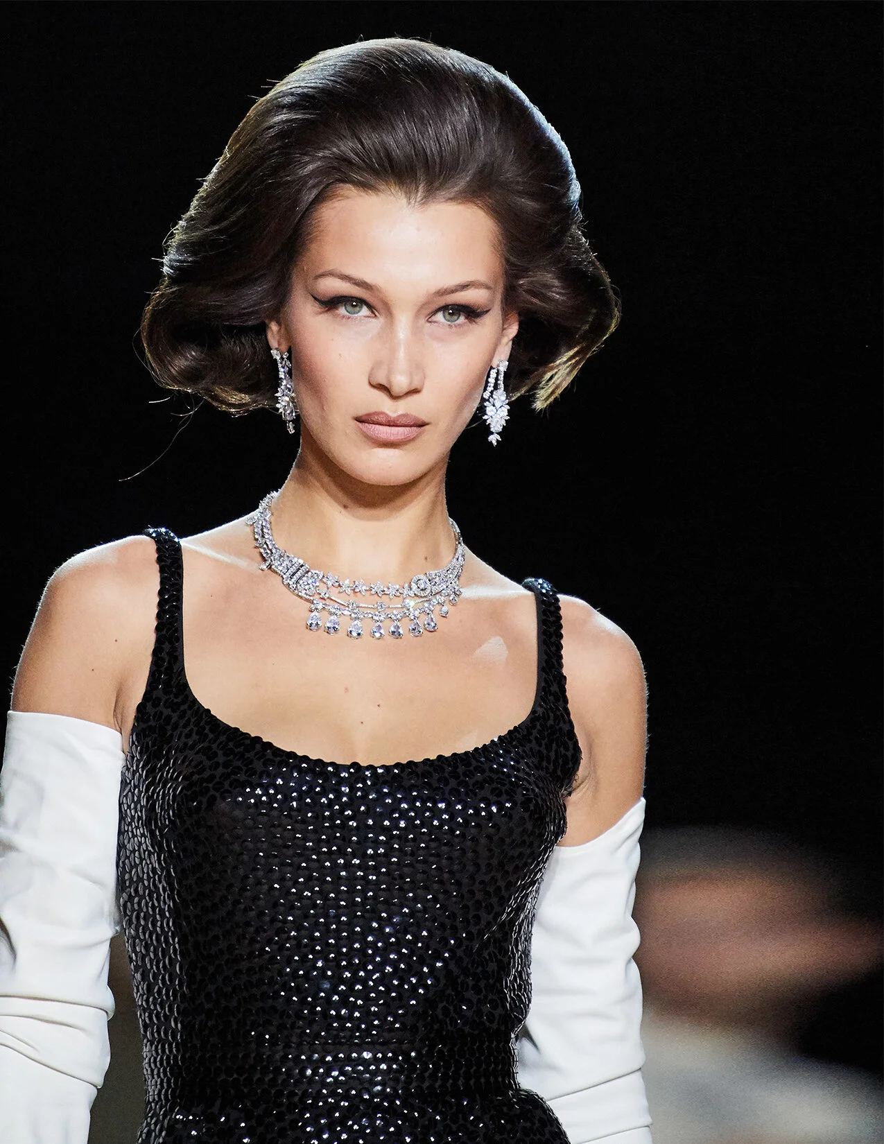 MJ_F20_BELLABLKSEQUINDRESS_DETAIL_F20_RES150.jpg