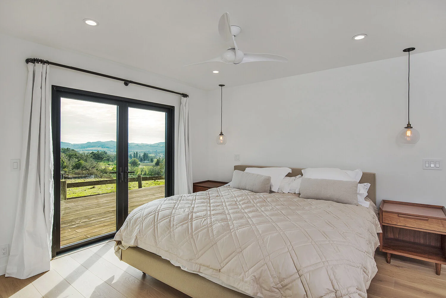 13_2700 Geysers Rd-032.jpg