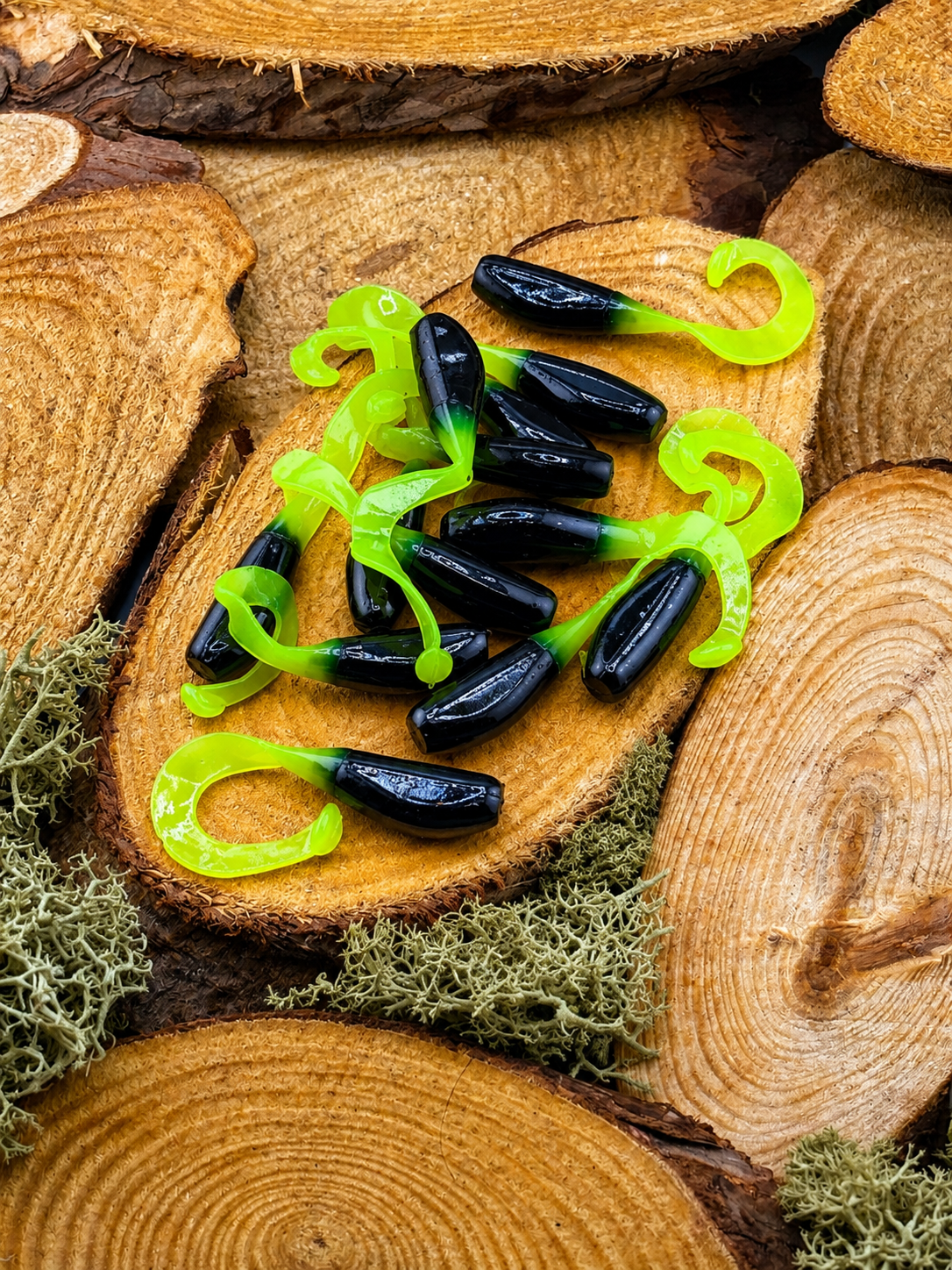 black and chartreuse 1.75 curly kicker.PNG