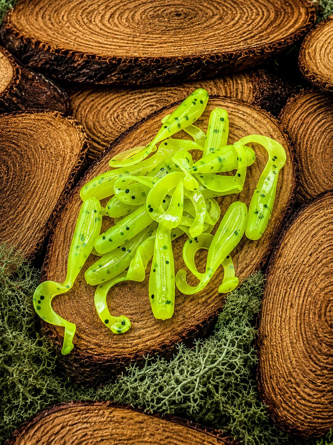 chartreuse pepper 1.75 curly kicker.PNG