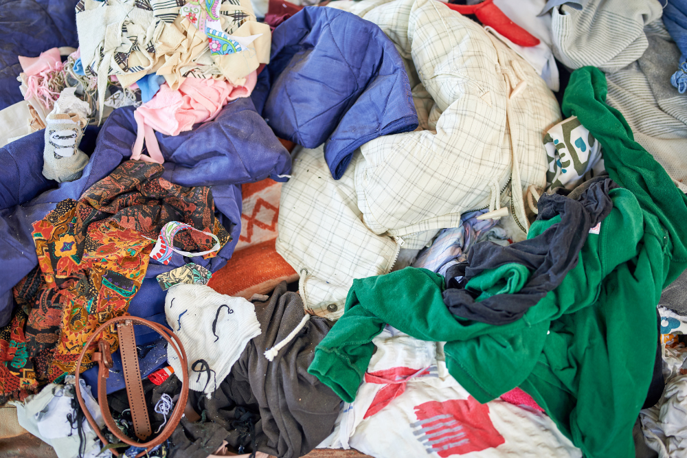 How to recycle clothes (and why you 100 shouldn't) — Polly Barks