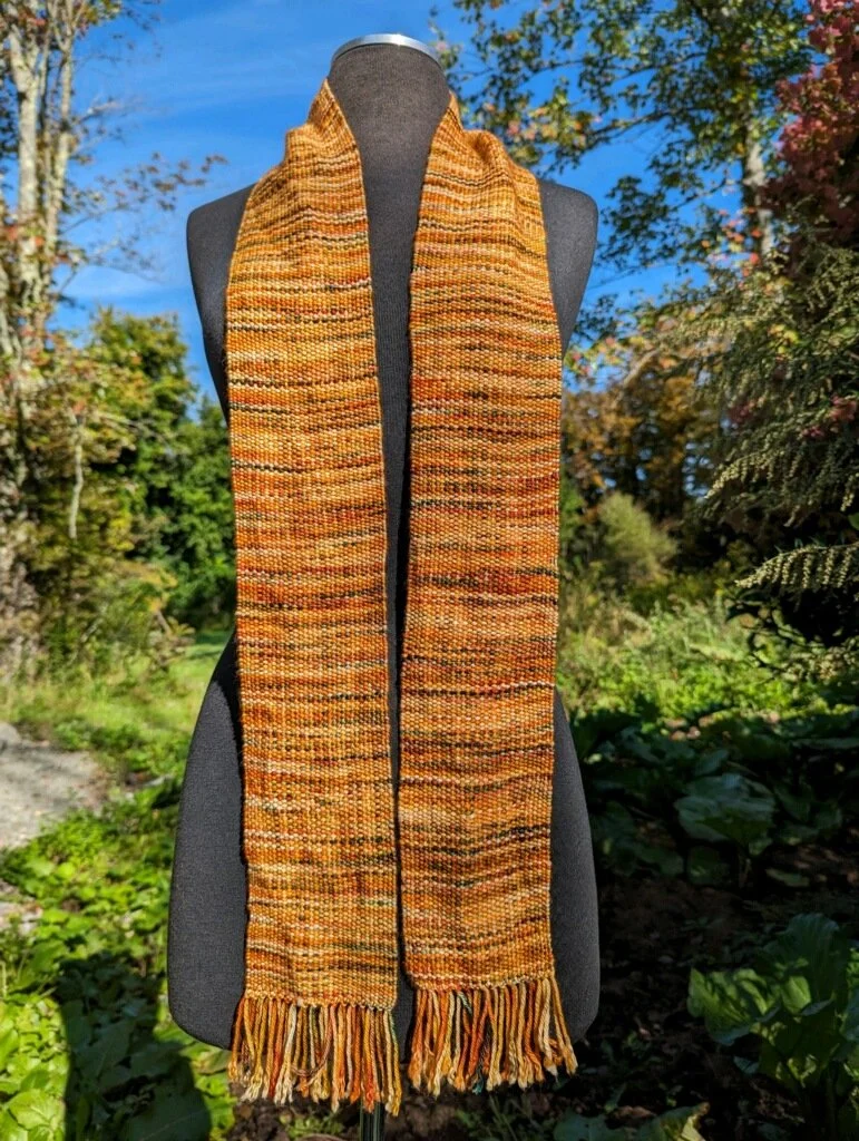 Joeann Knehr wove this beauty using So Inclined.