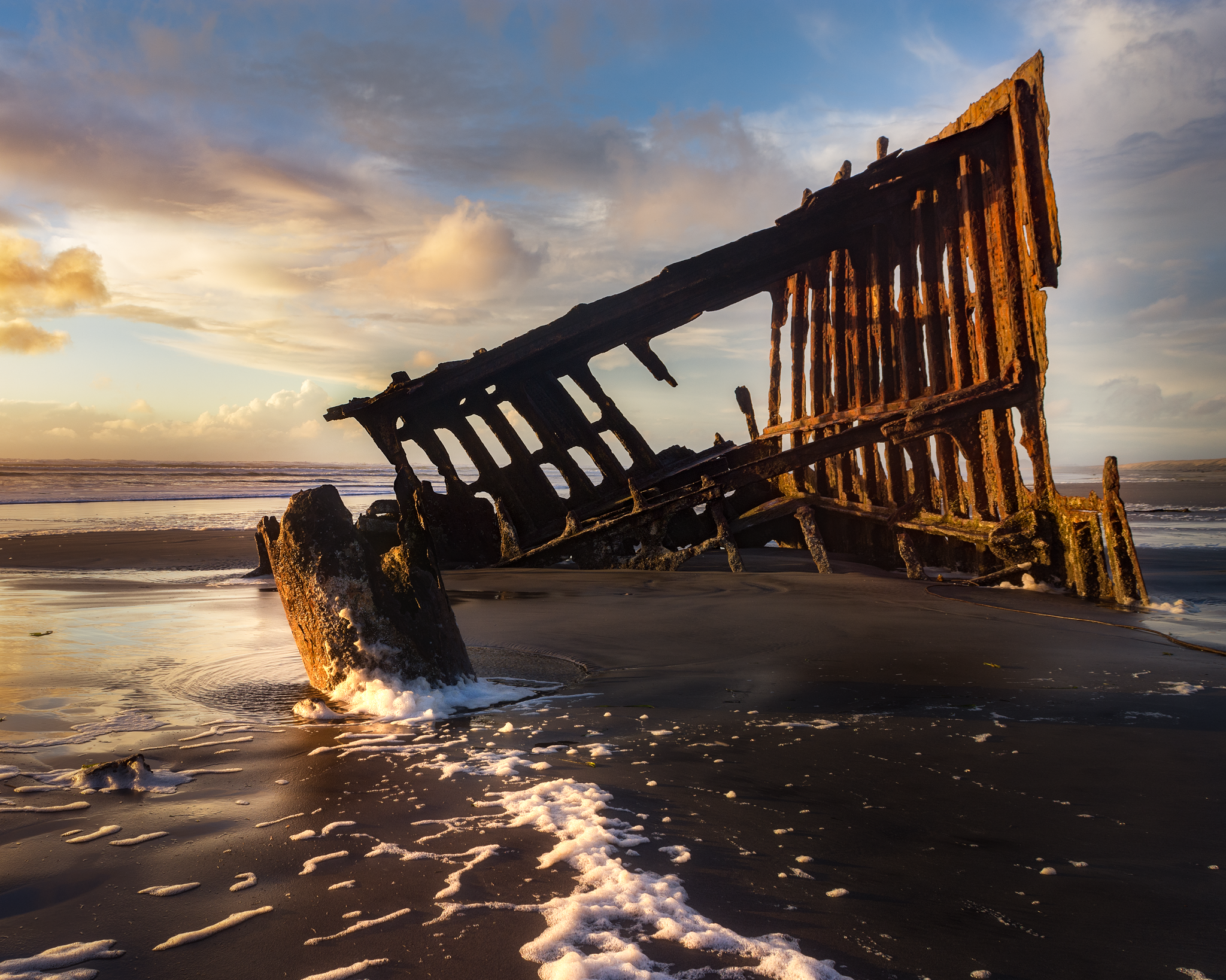 Wreck of the Peter Iredale.png