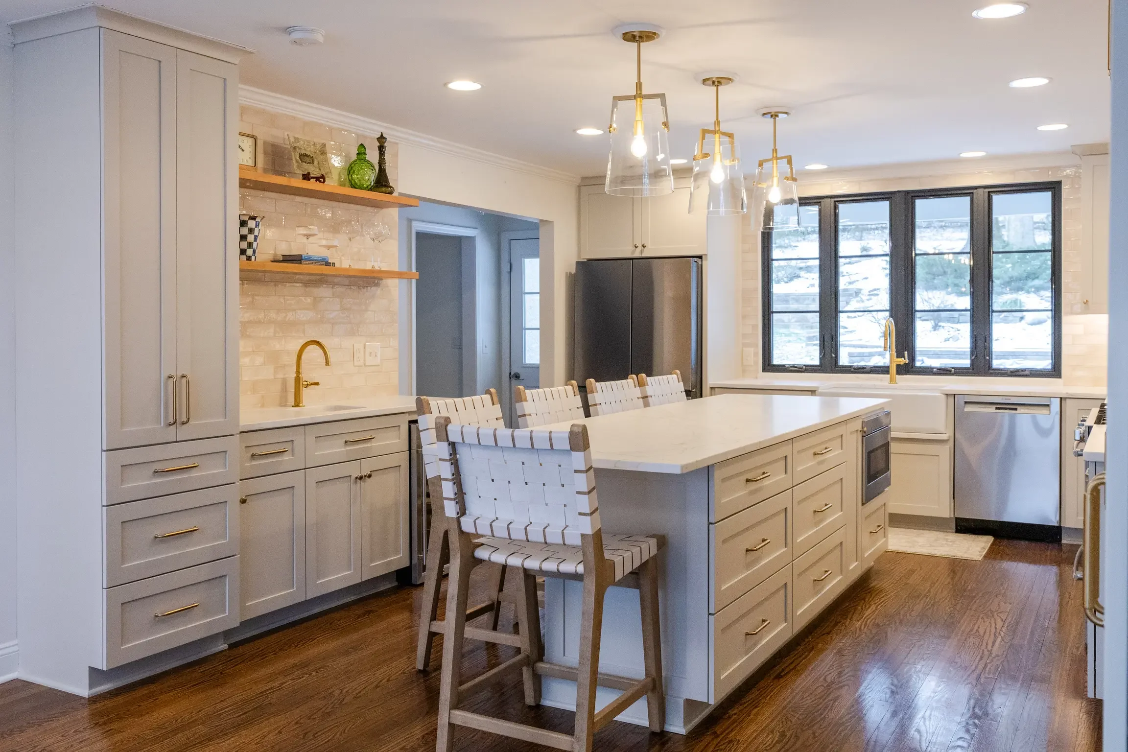Traditional Transitional Kitchen Remodel in Upper Arlington, OH by Elevate Remodeling project photo