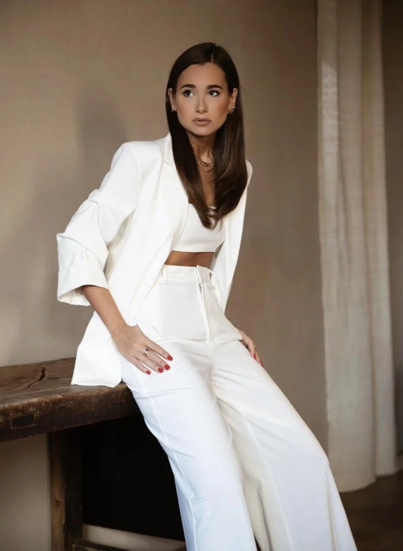 Learn about Danielle Bernstein: Self-Made Fashion Blogger and