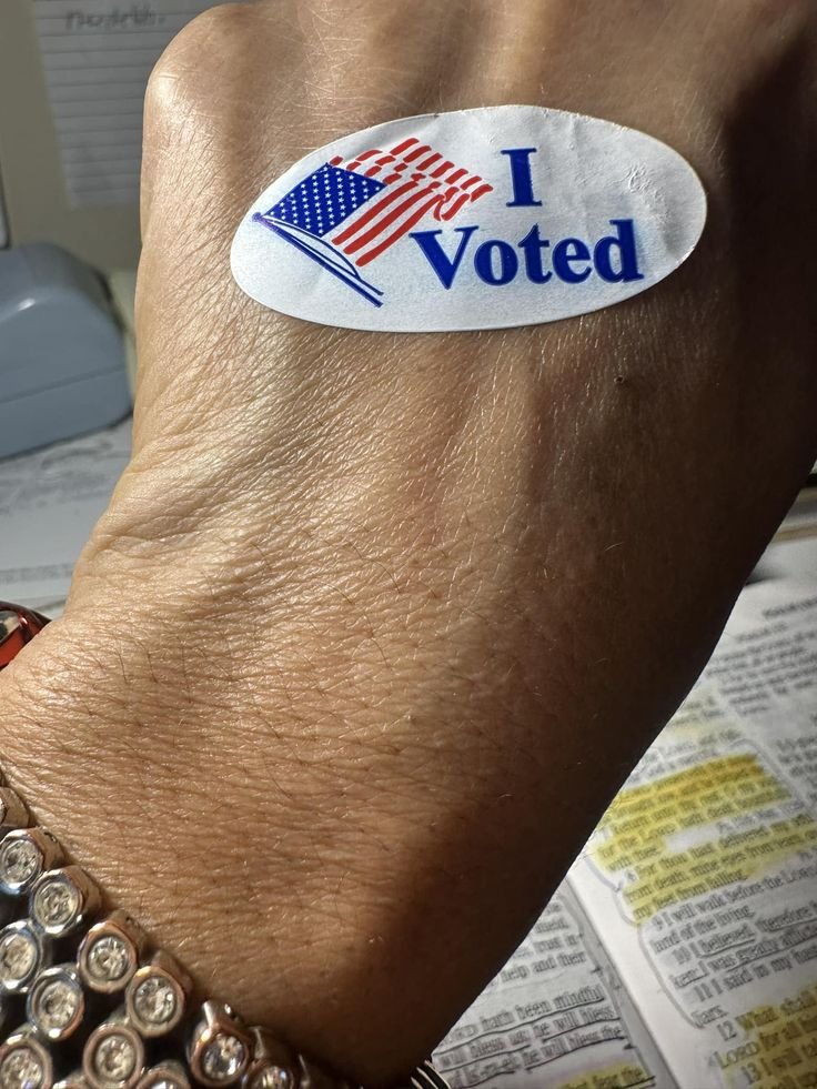 VOTE! VOTE! VOTE EARLY!.jpeg
