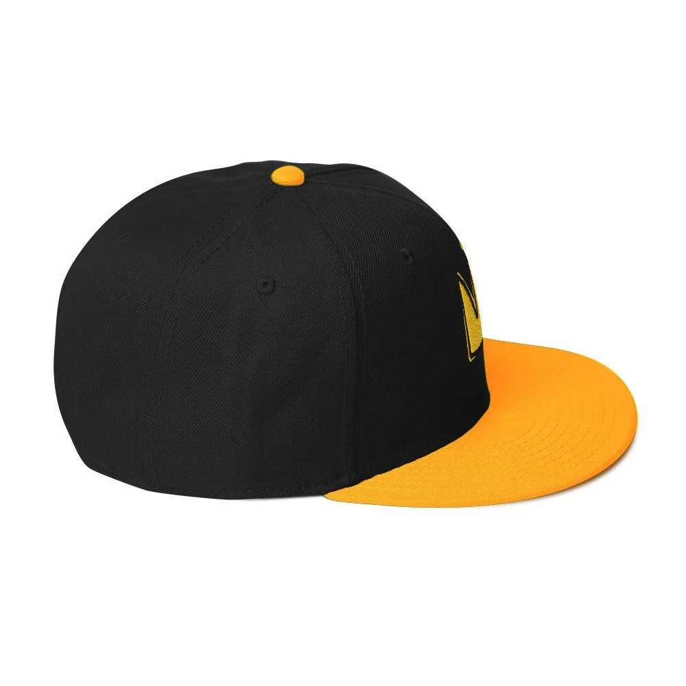 snapback-gold-black-black-right-side-69276a44b12a3.jpg