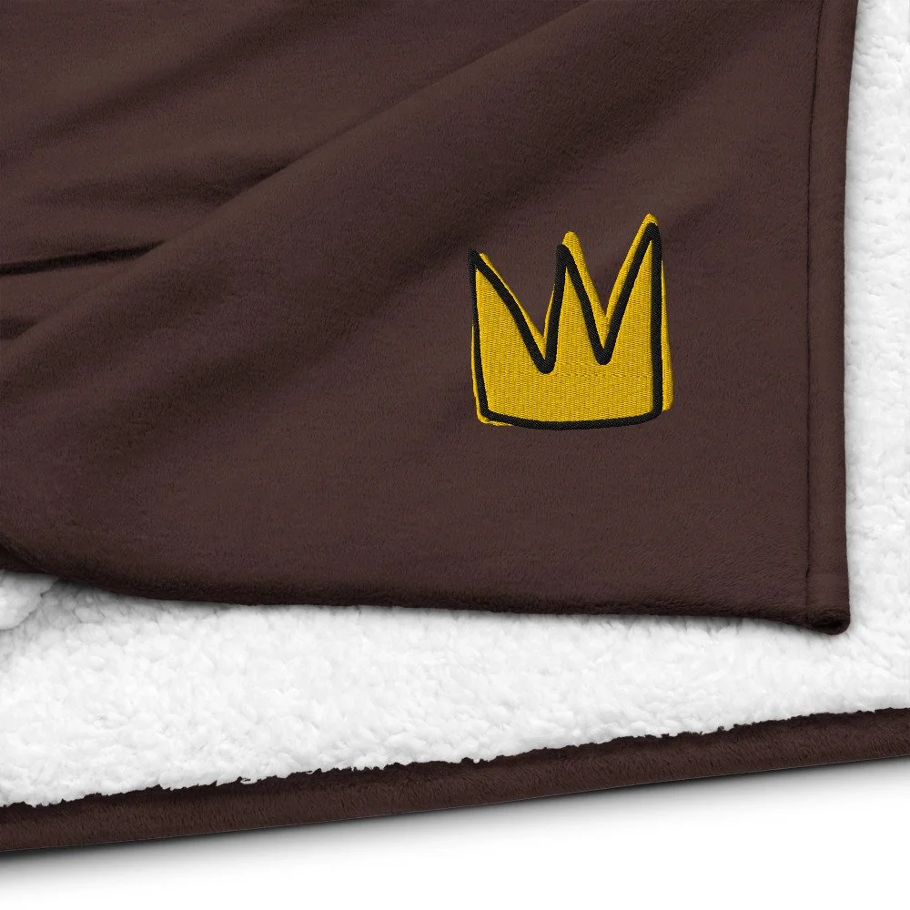 embroidered-premium-sherpa-blanket-fireside-brown-product-details-69278b4552b91.jpg