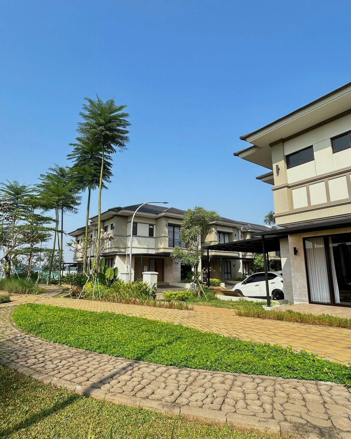 Lingkungan hunian yang dirancang secara matang, mengutamakan kenyamanan, keseimbangan hidup, dan nilai jangka panjang.

@premier.promenade  menghadirkan hunian dengan tata kawasan yang rapi, serta suasana tinggal yang tenang. Sebuah investasi kualita