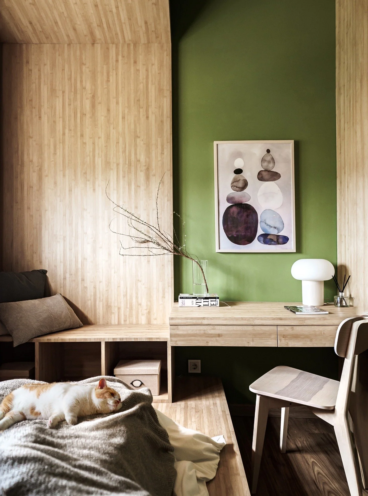 Dengan desain yang hangat dan penuh cinta, @premier.promenade menghadirkan rumah yang siap menjadi teman setia bagi si kecil, tempat di mana ia bisa tumbuh, bermimpi, dan merasa aman. Karena bagi kami, rumah adalah ruang di mana keluarga dan teman hi