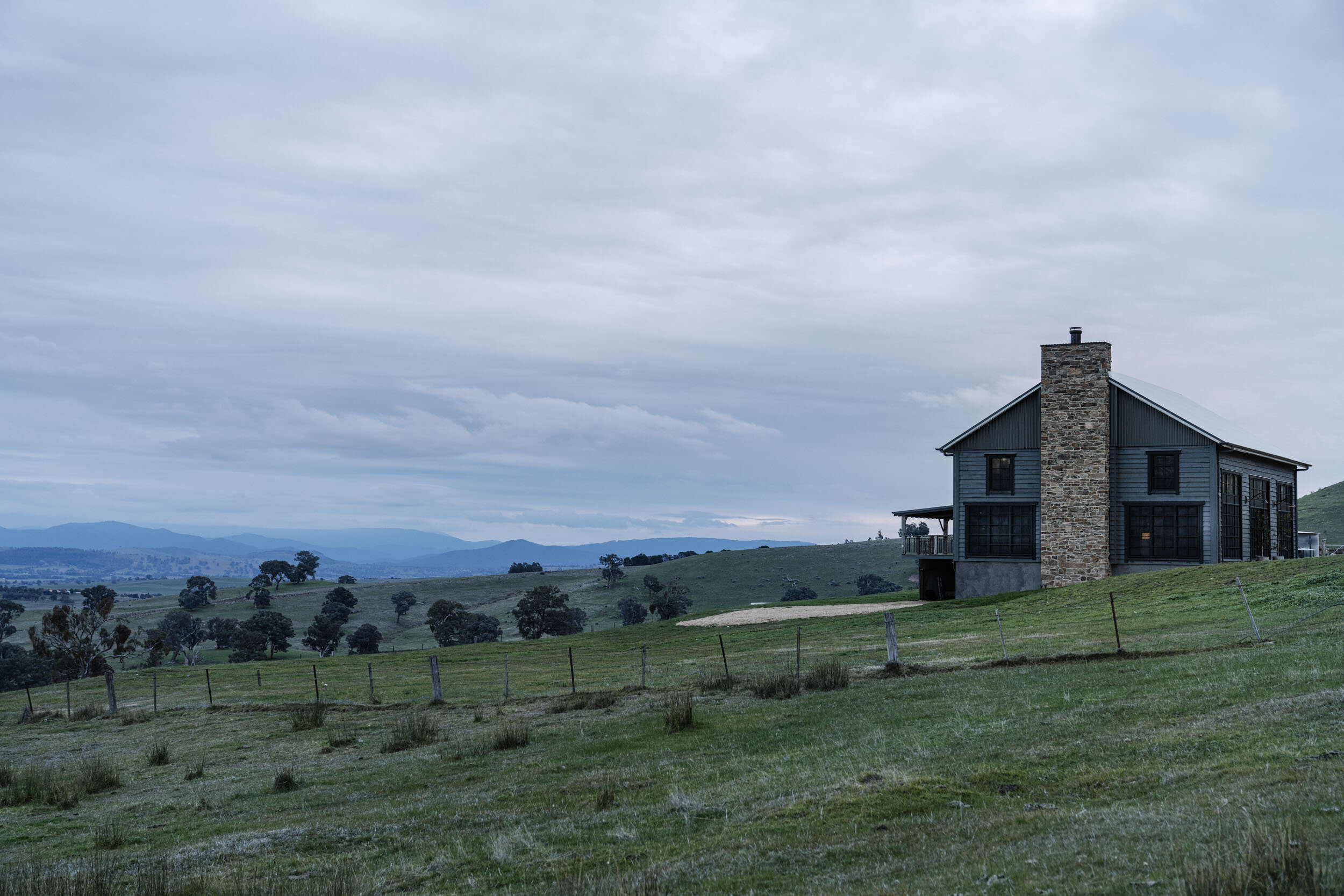 Coombs Hill Barn