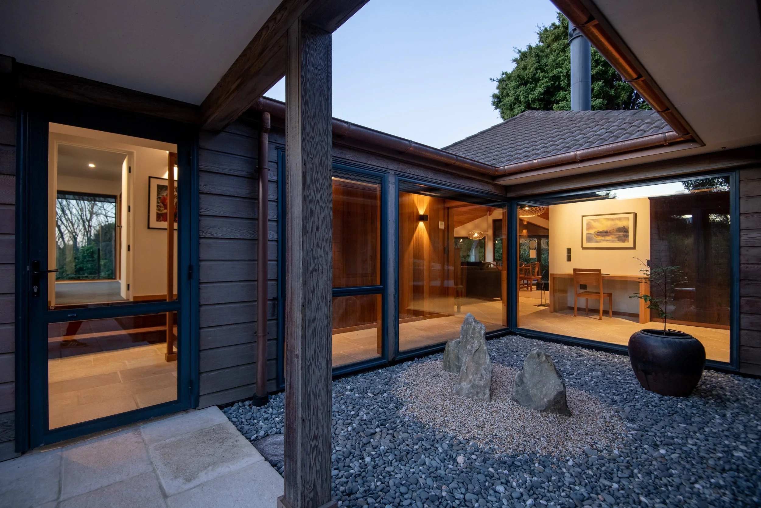 Contemporary Homes Sunyata Lodge18.jpg