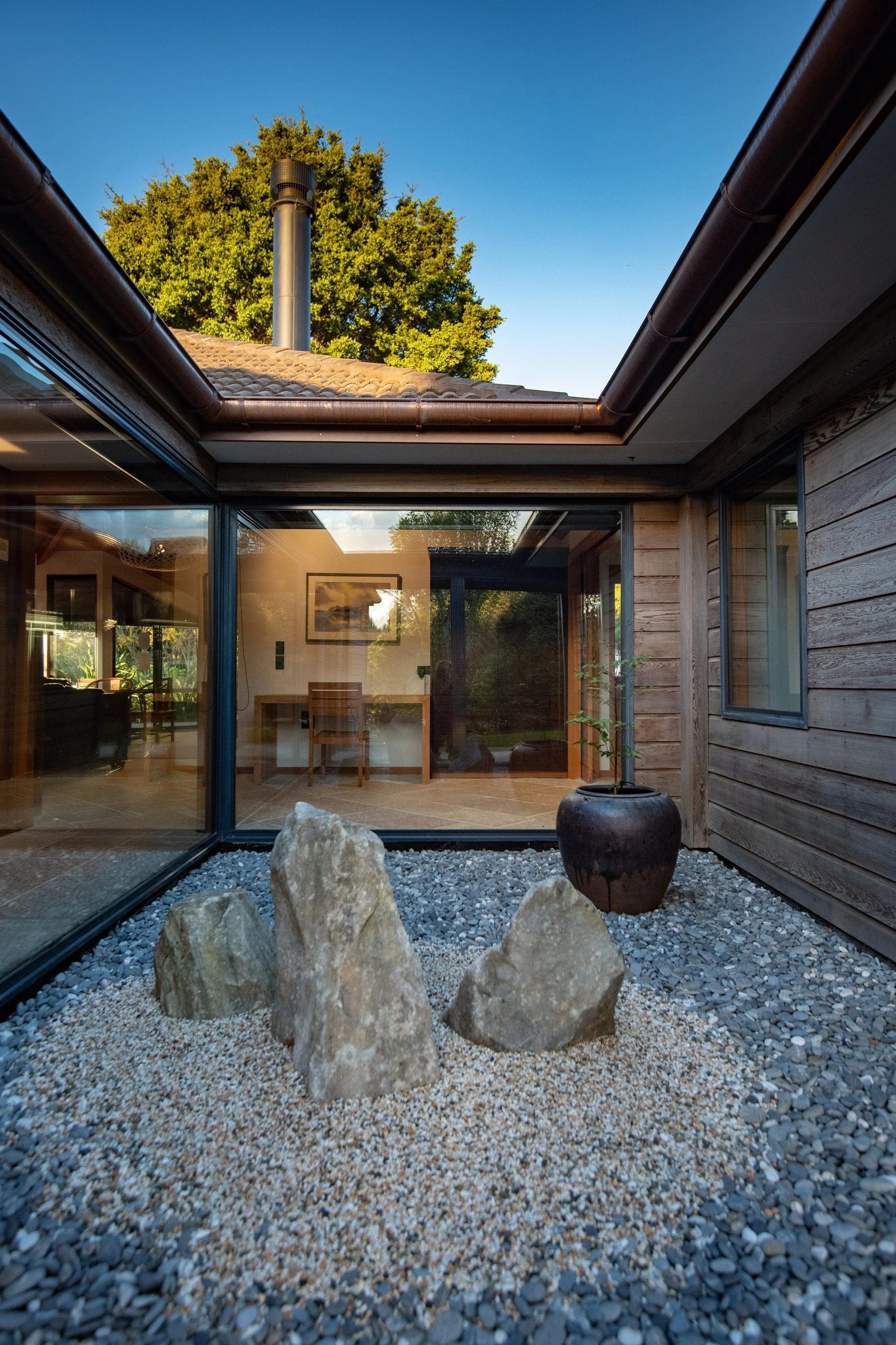 Contemporary Homes Sunyata Lodge06.jpg