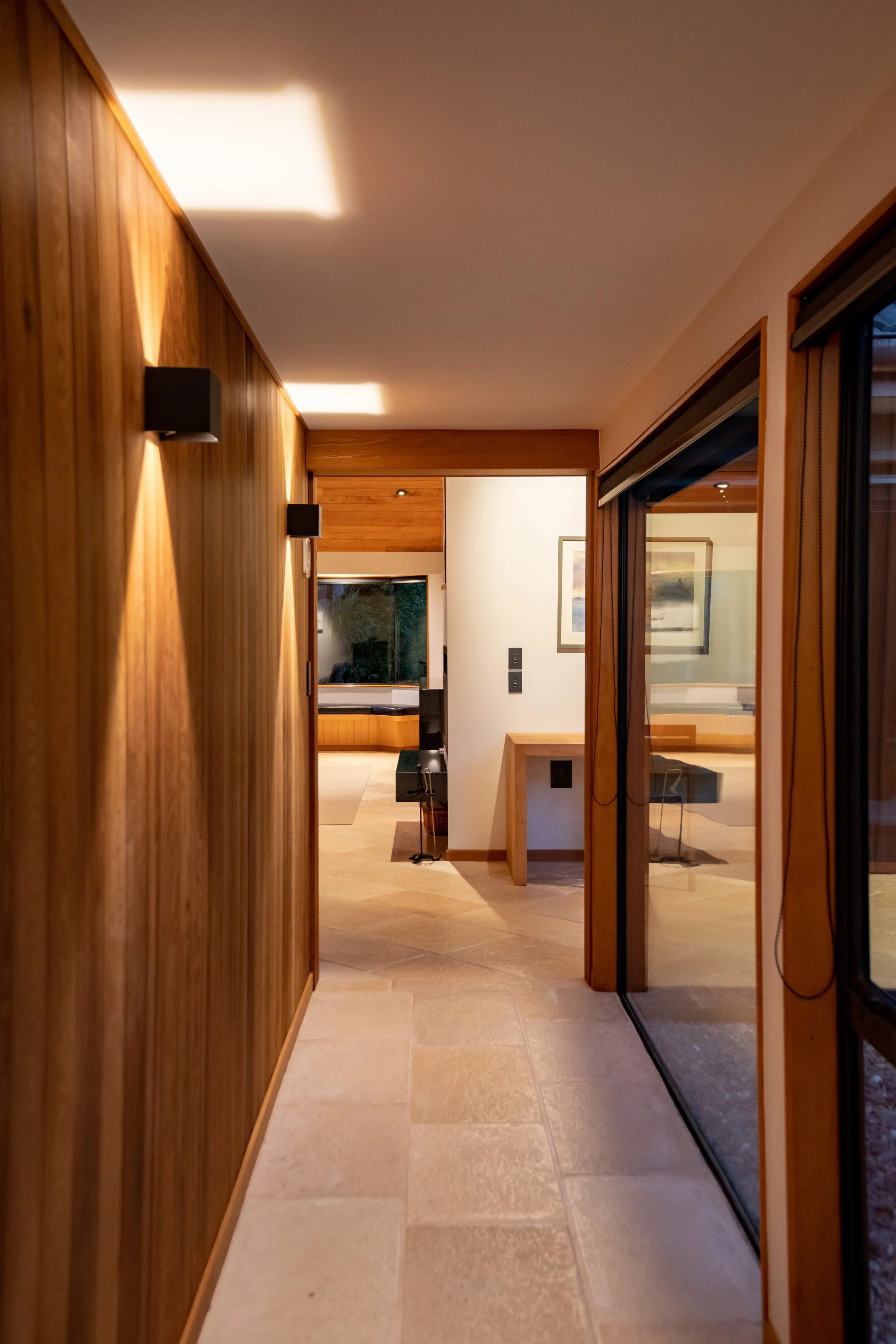 Contemporary Homes Sunyata Lodge20.jpg