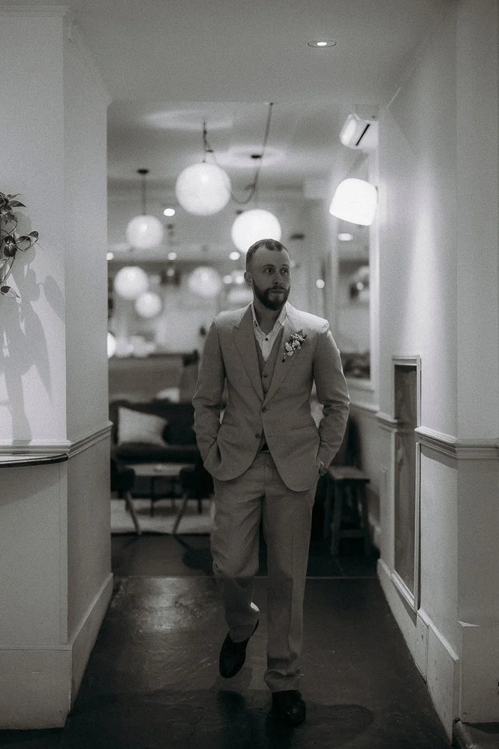 elopement hääkuvaus Pariisi | Ranska | wedding photographer Paris | Salla Vesa-Tikkanen Photography | intimate wedding in Paris | France elopement | Europe