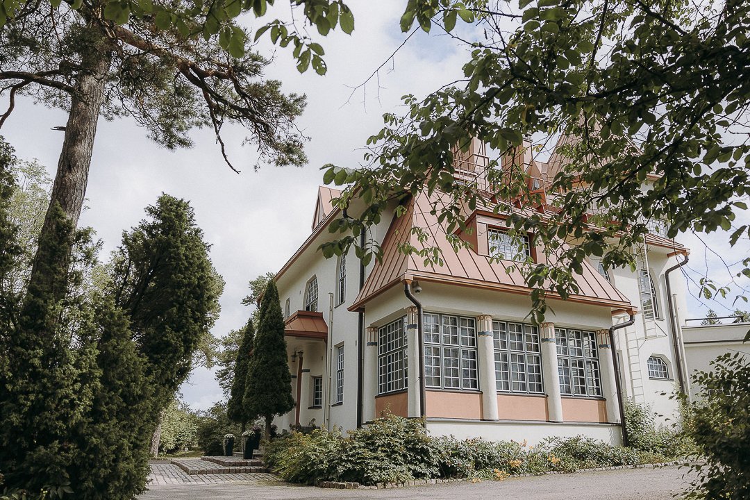 dokumentaarinen hääkuvaus Majvikin Jugendlinna Kirkkonummi | fine art hääkuvaus | hääkuvaus Lahti | Salla Vesa-Tikkanen Photography | documentary wedding photography Helsinki