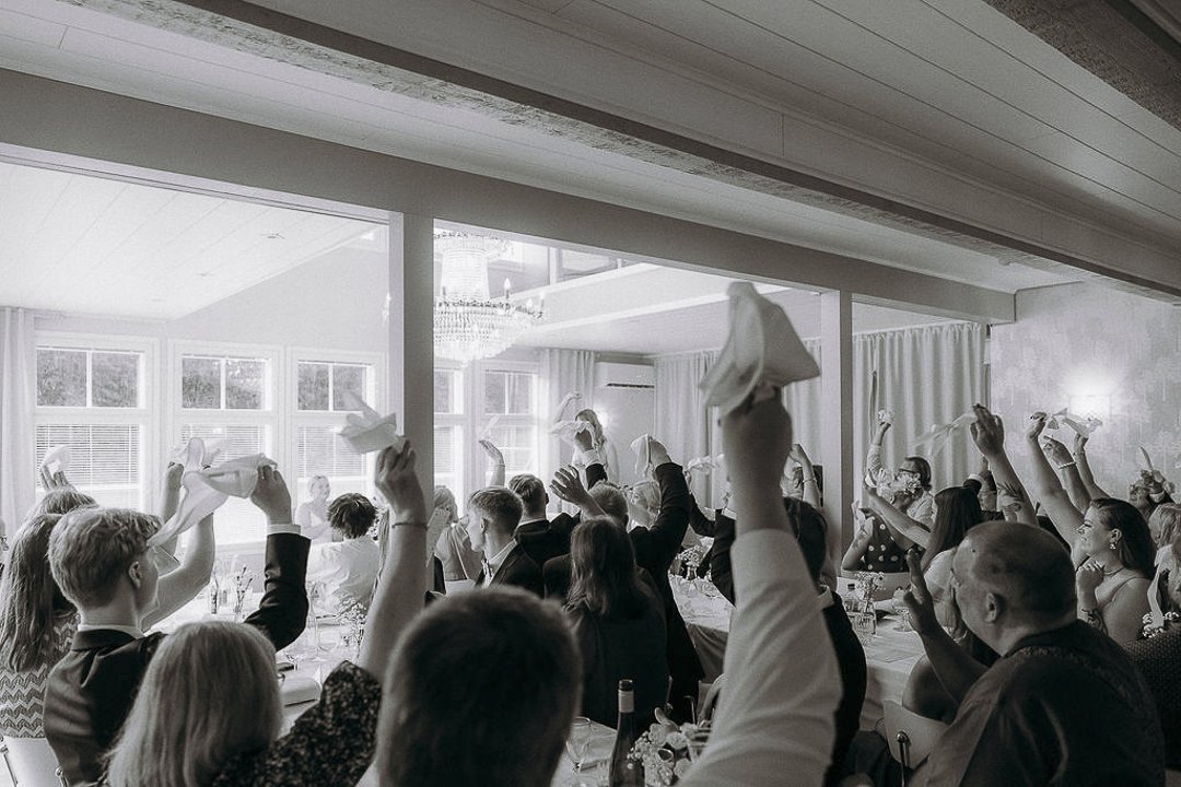 fine art hääkuvaus | documentary wedding photography | dokmentaarinen hääkuvaus Helsinki | valokuvaaja Päijät-Häme | Salla Vesa-Tikkanen Photography