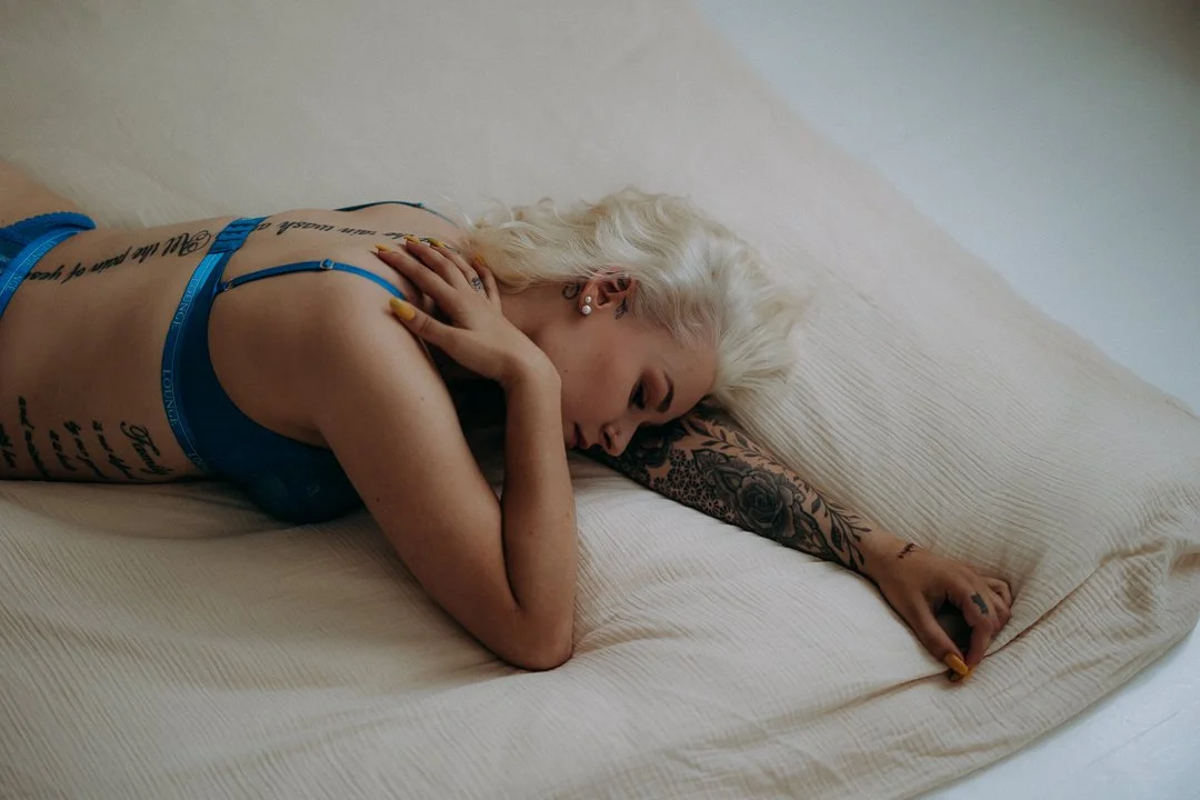 huomenlahjakuvaus Lahti | boudoirkuvaus Helsinki | Salla Vesa-Tikkanen Photography