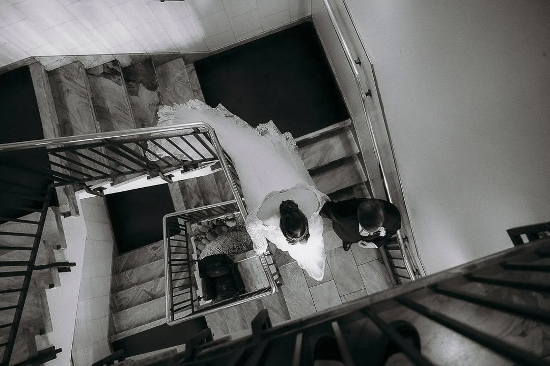 fine art hääkuvaus | hääparin potretit Lahti | dokumentaarinen hääkuvaus Ravintola Sipuli Helsinki 