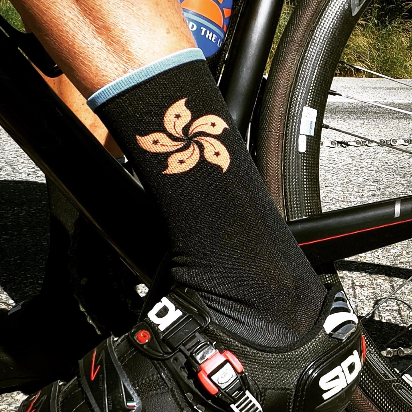 Hong Kong, you will always remain in my heart, but also on my socks! Wearing my #cuoreofswiss_asia socks on every French mountain path this month! #beyondthelinecoaching #cuoreofswiss