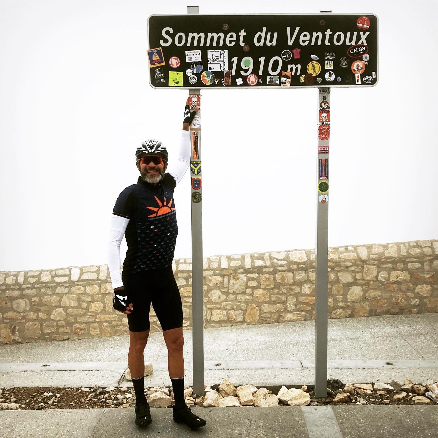 Epic climb of Mt Ventoux today, in crazy wind and fog in the lunar landscape 5k before the top. The wind was picking up by the minute&hellip; even got blown off my bike in the last turn before the summit! Ventoux means windy is local dialect, and whe