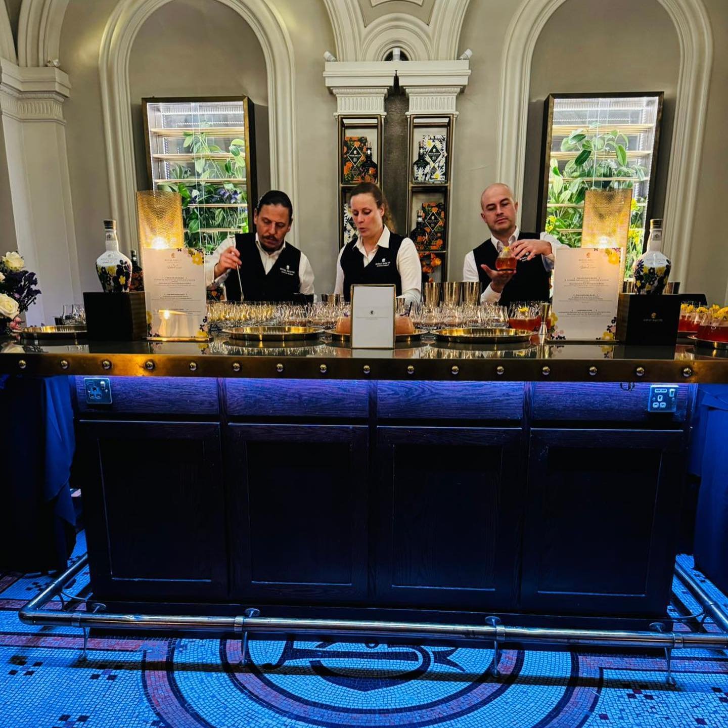 A truly incredible event for @royalsalute a few weeks ago and the magnificent @andazlondon on Liverpool Street. We created some remarkable bespoke cocktails using the Royal Salute Richard Quinn Edition Whisky

#RoyalSalute #Whiskey #Cocktails #London