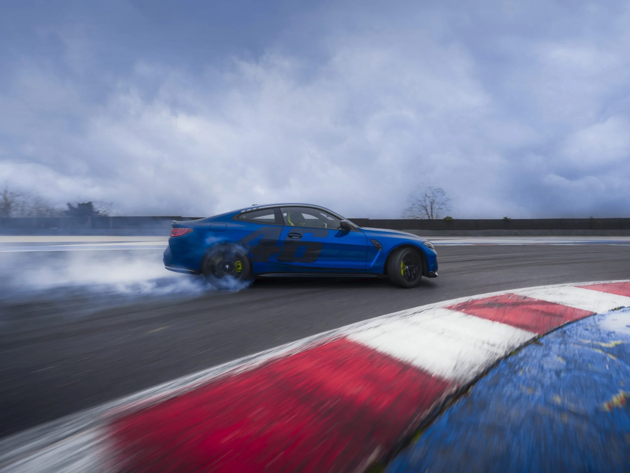 0028_bmwm_2025.02_vr46location.jpg
