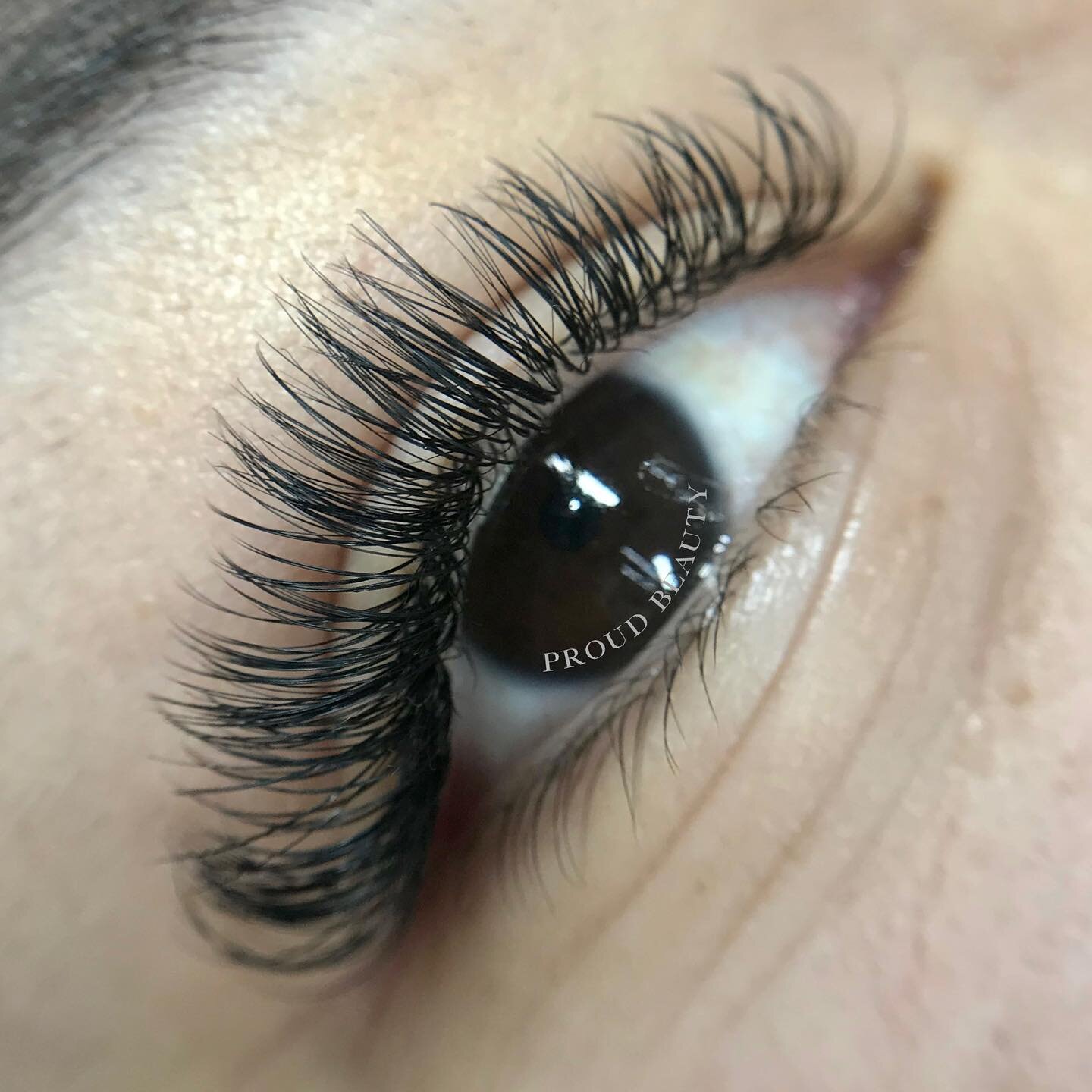 Open Eye Hybrid lash extensions on an amazing and hardworking nurse. Love being your chance to relax every few weeks and giving you lashes you love 💗