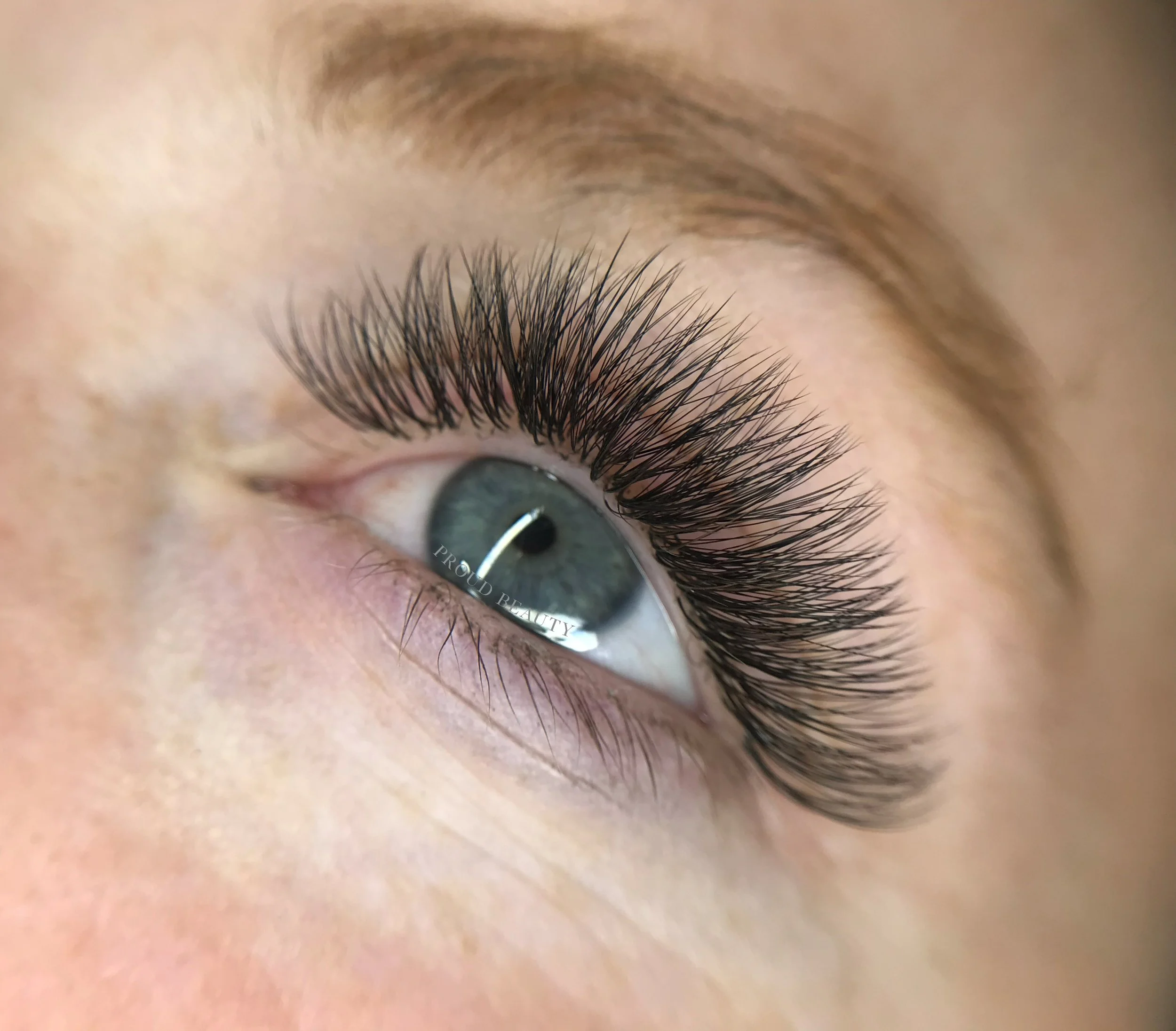 Handmade Russian volume eyelash extensions