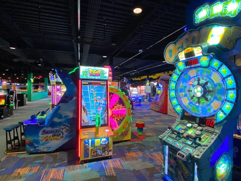 Round1 Bowling and Arcade Arcade near you Claw Machine New Arcade