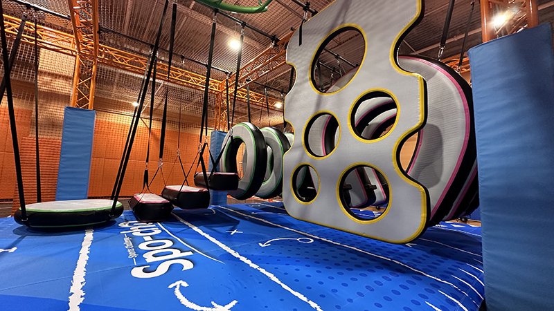  Round1 Spo-Cha Ninja Warrior sports challenge inflatable obstacles hanging wall with holes  