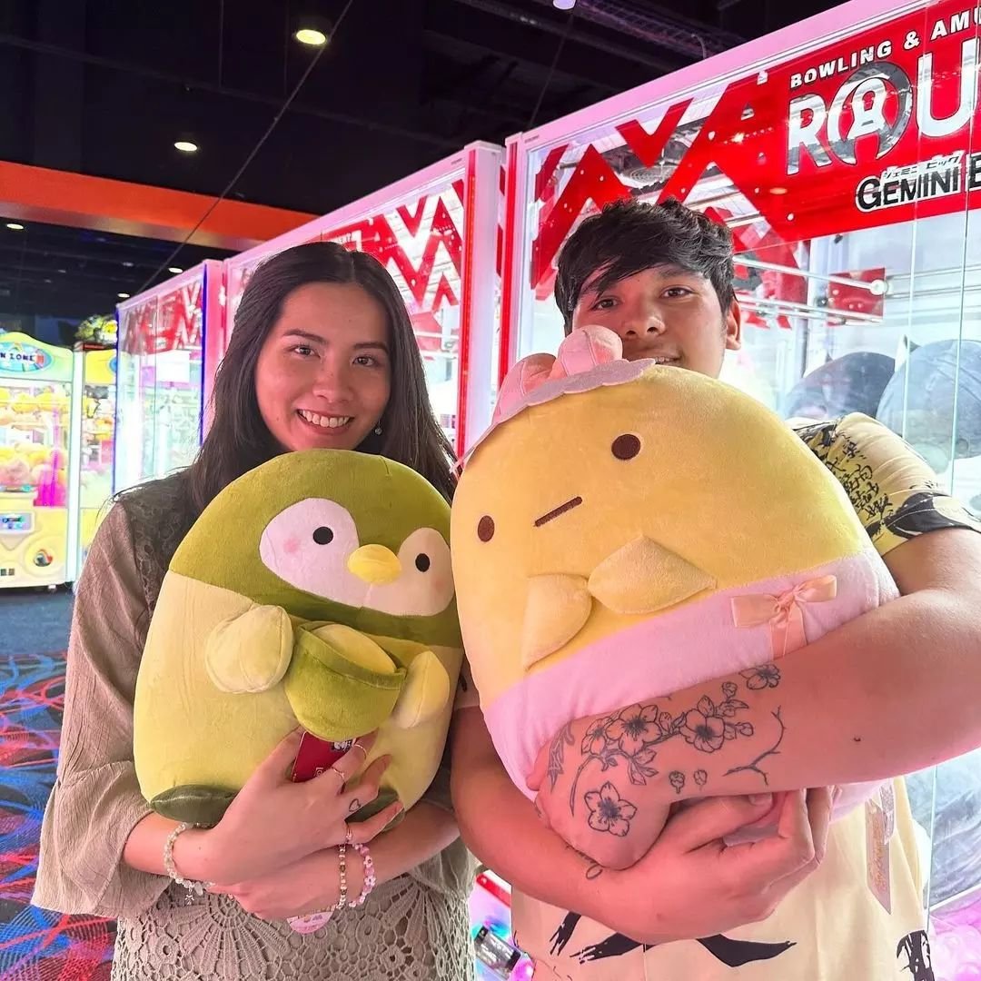 Two hearts, one mission: to collect all the plushies!&nbsp;💑💞✨ 

&quot;I&rsquo;m just a girl 🎀 w/ her plushies and blind boxes 🧸&quot;

📸📽️ : @chulieey (via IG) #R1FanRepost
---
Want a chance to be featured? Tag us @round1usa or #round1usa
---
