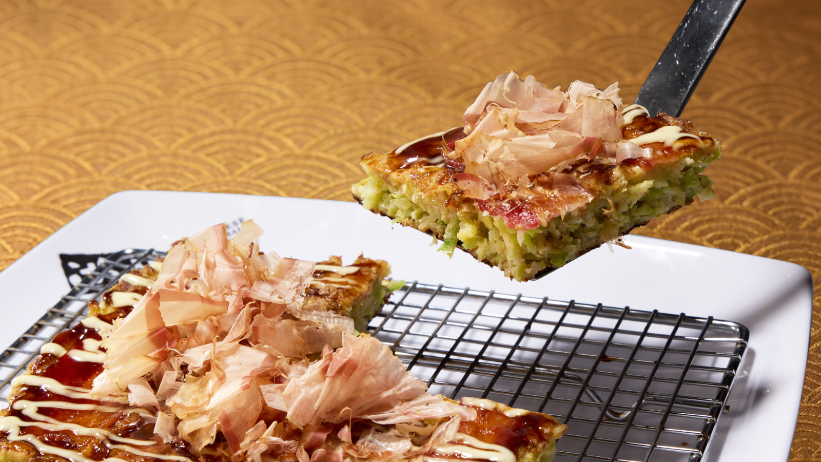 Buta-Tama (Pork Okonomiyaki)