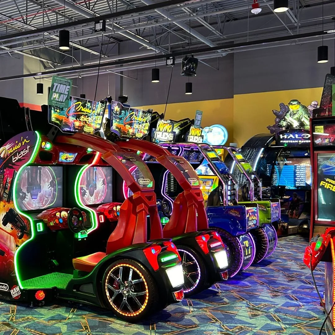Round1 Bowling and Arcade, Las Vegas South Premium Outlets 7400 Las ...