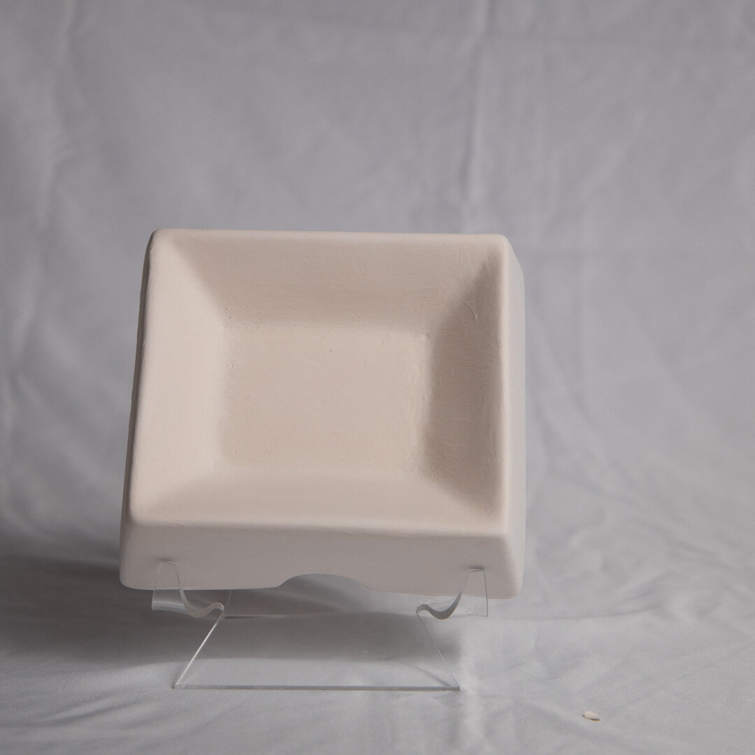7. Small Nesting Dish
Size: 5 inches x 4¼ inches