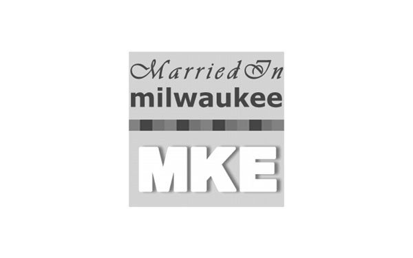 Awards & Logos_0008_Married In Milwaukee.jpg