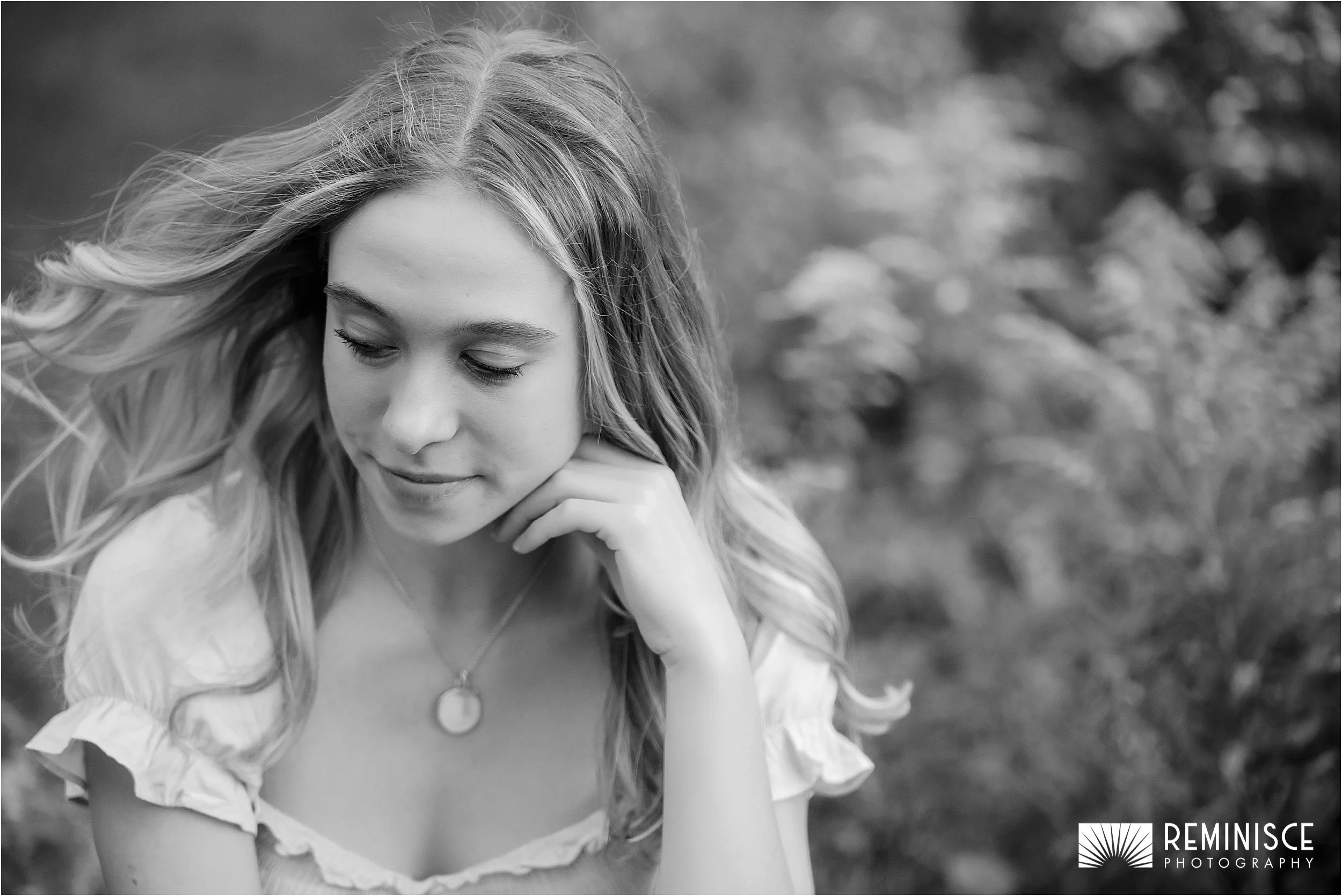 05-girl-hand-to-chin-looking-down.JPG