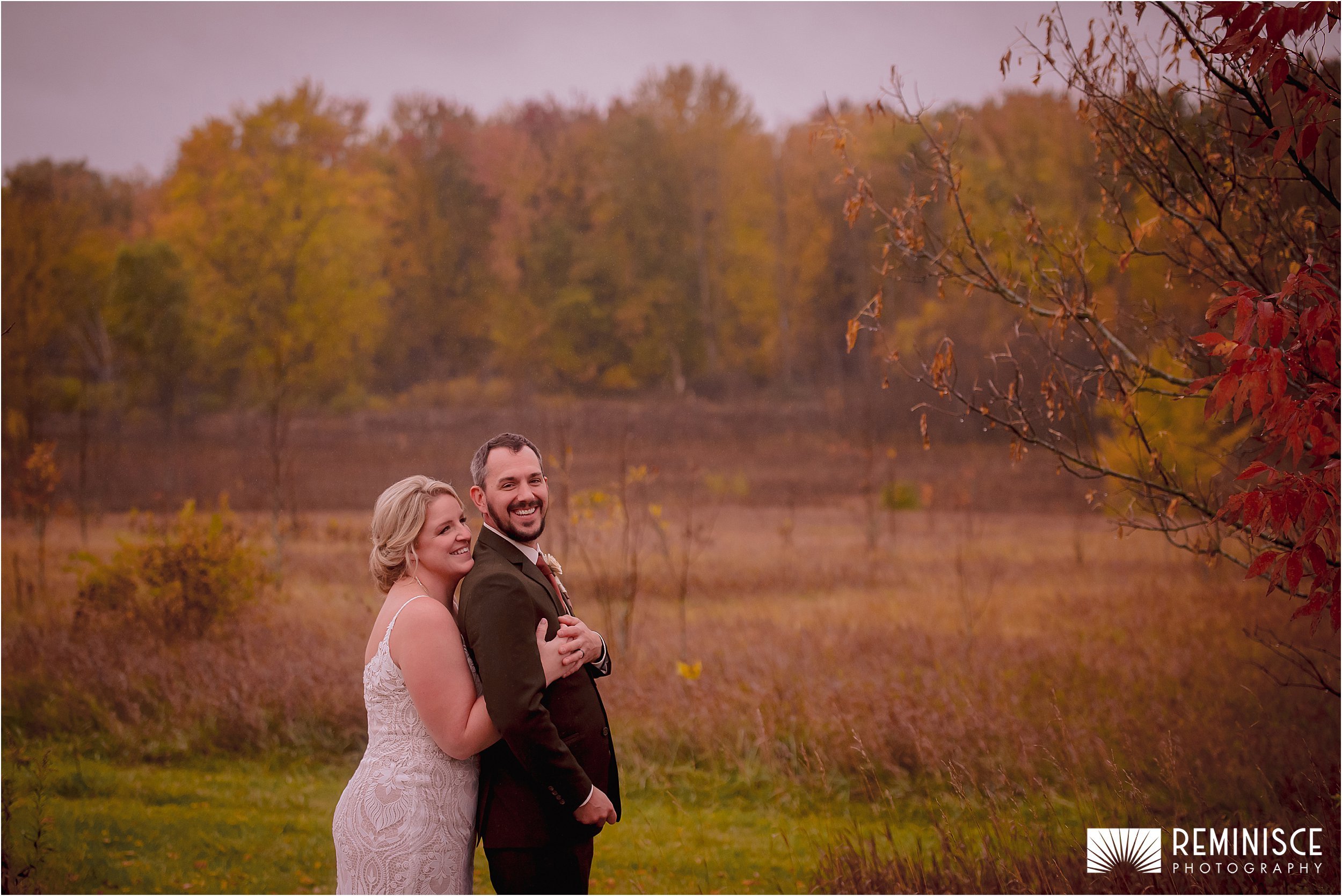 19-cozy-intimate-personal-fall-wedding-day.JPG