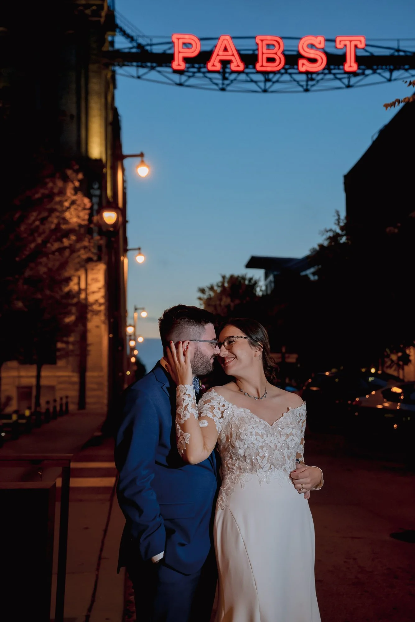 milwaukee-newlywed-portraits-50.jpg