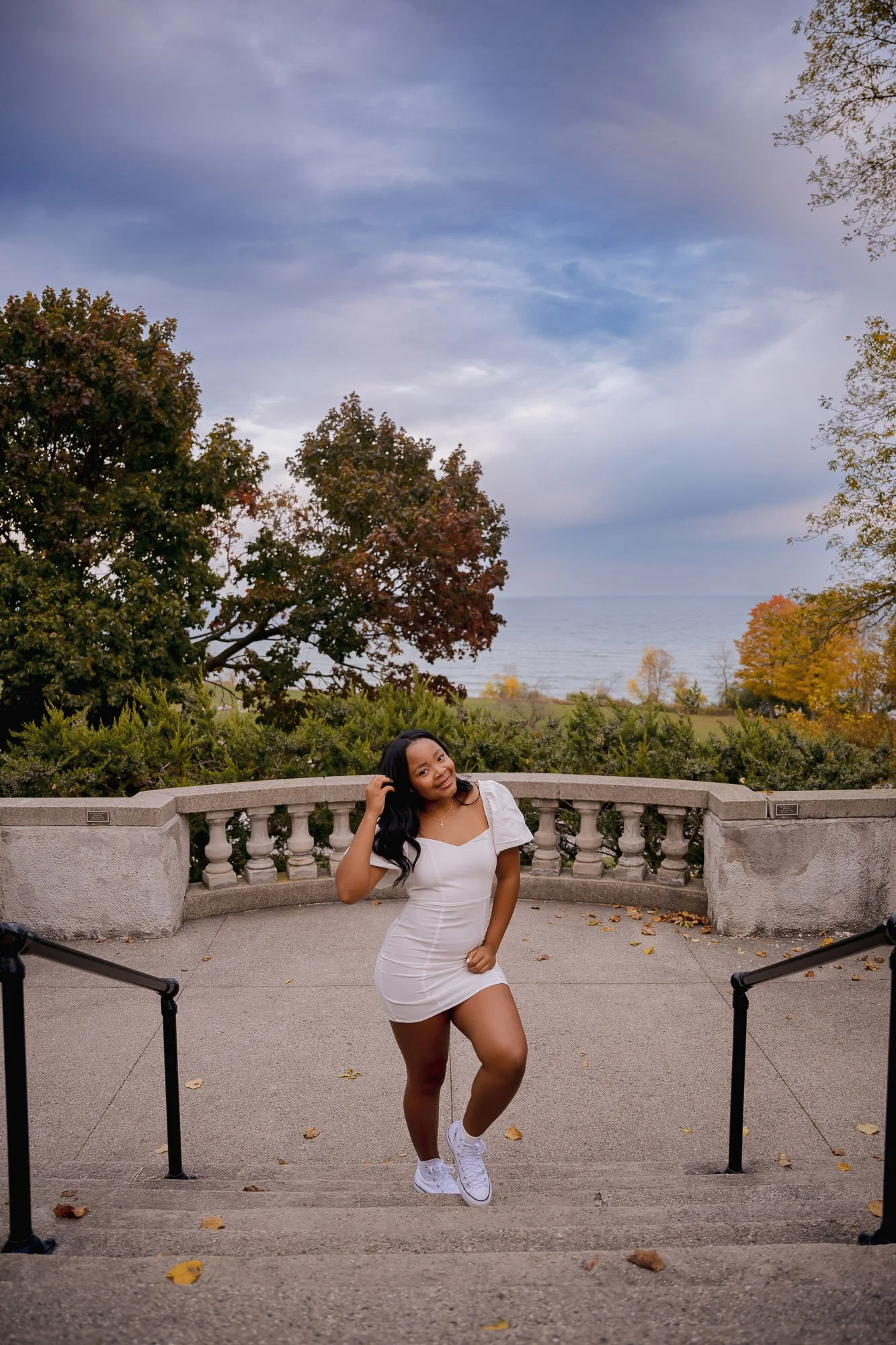 milwaukee-lake-michigan-senior-portraits-11.jpg