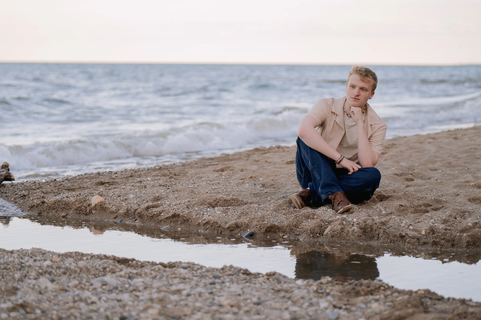 milwaukee-lake-michigan-senior-portraits-1.jpg