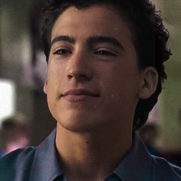 SIMEON SMILESimeon’s a dick, but everyone thinks he’s hilarious. He’s the opposite of Peet:  suave, funny, and wealthy. He’s the school quarter-back, and seems to have caught Wren’s eye. Father of Wren’s child. Simeon mysteriously enters The Fragmen…