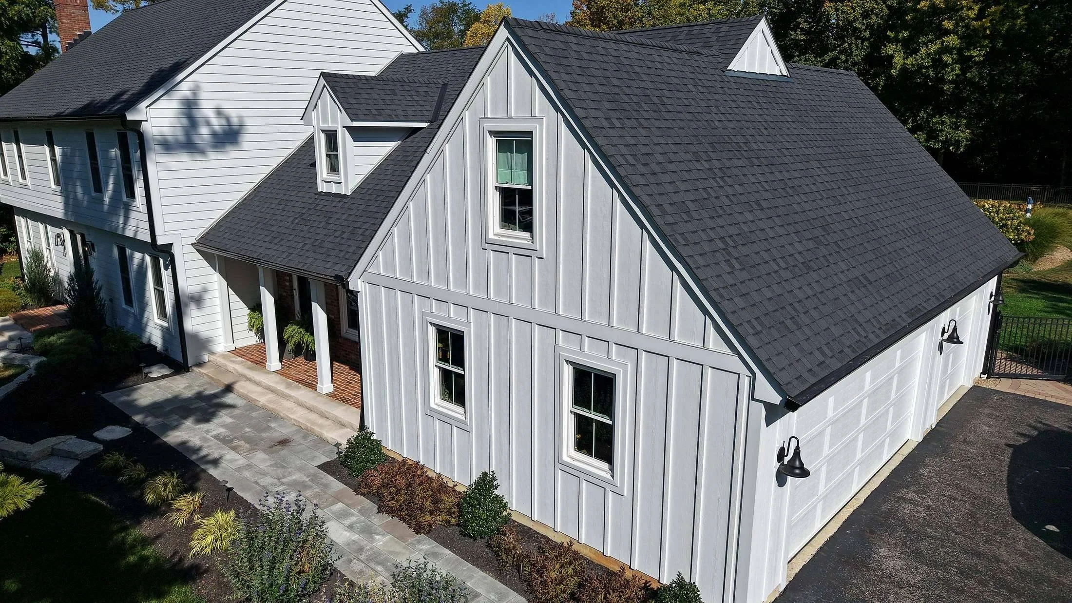Board and Batten Siding in Columbus: A Homeowner’s Guide to James Hardie
