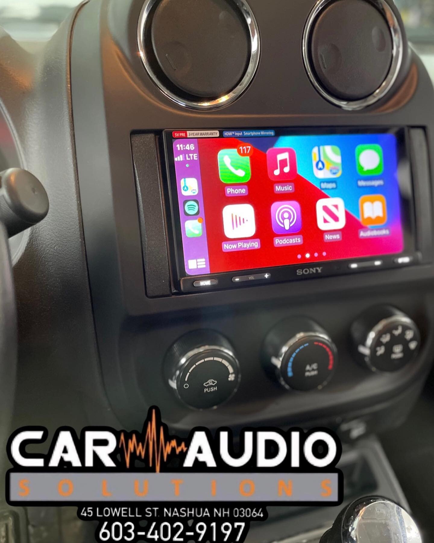 Radio upgrade on a Jeep Patriot professionally installed by us #car_audio_solutions ! Call for your upgrade today 603-402-9197 !

We finance &amp; hablamos espa&ntilde;ol!

#caraudiosolutionsnh #caraudiosolutionsnashuanh #caraudiofab #caraudiofabrica