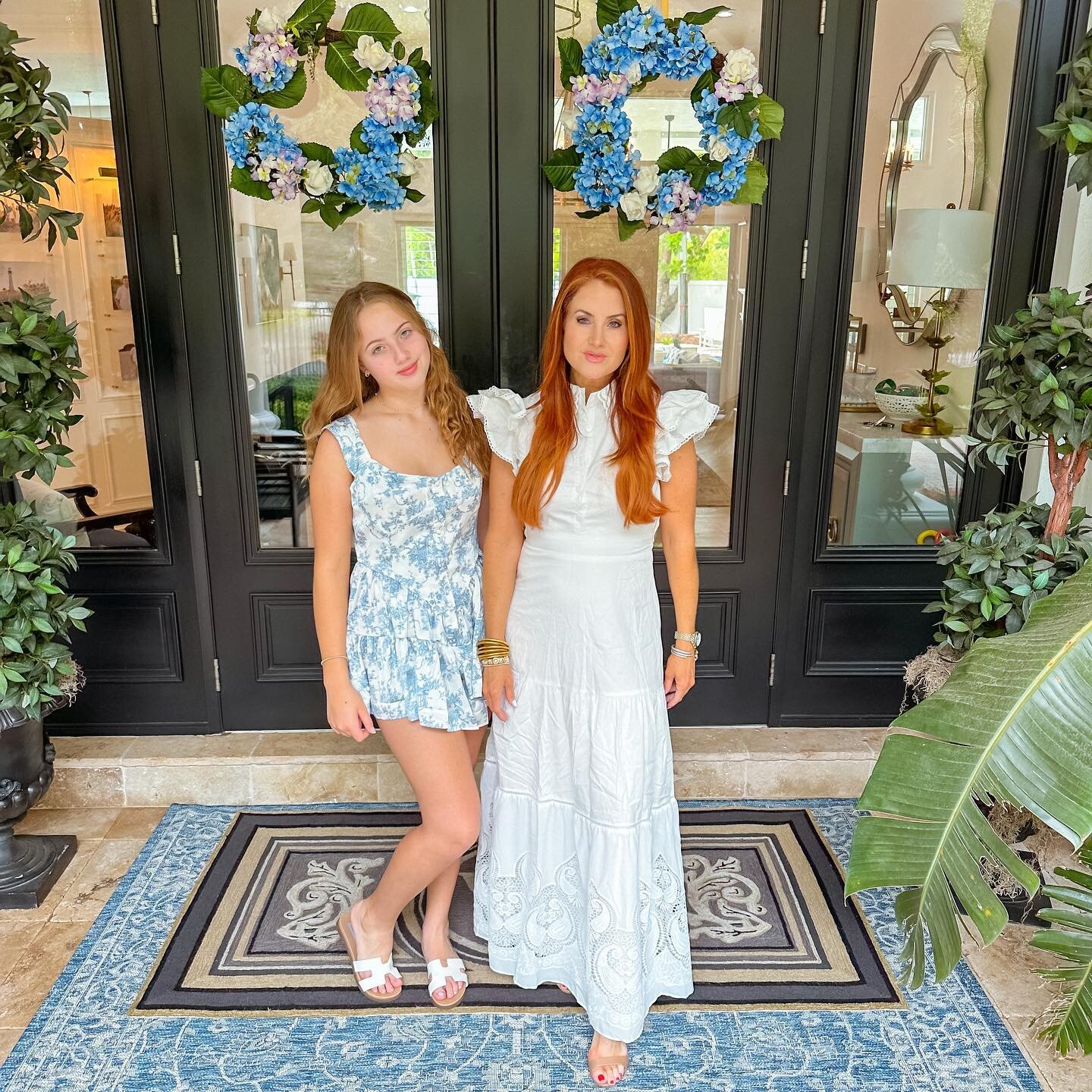 How is 𝑴𝒐𝒕𝒉𝒆𝒓&rsquo;𝒔 𝑫𝒂𝒚 this Sunday? Time is flying by!
Wanted to share some dress ideas for that special day. I found three pieces to match my daughter Addison. She is almost my height and we can pretty much share clothes. 💕

We choose 