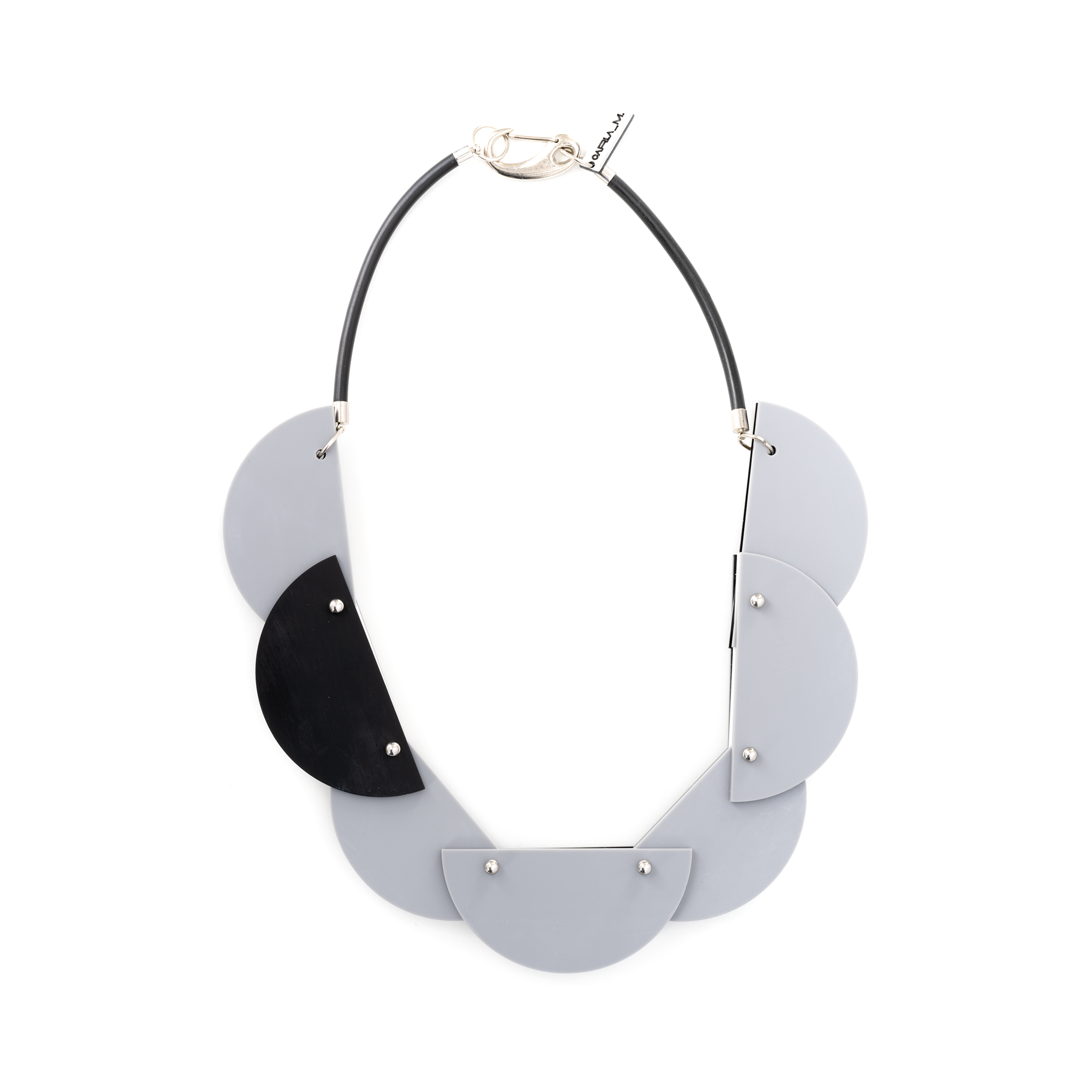 Dream Gear grey.png