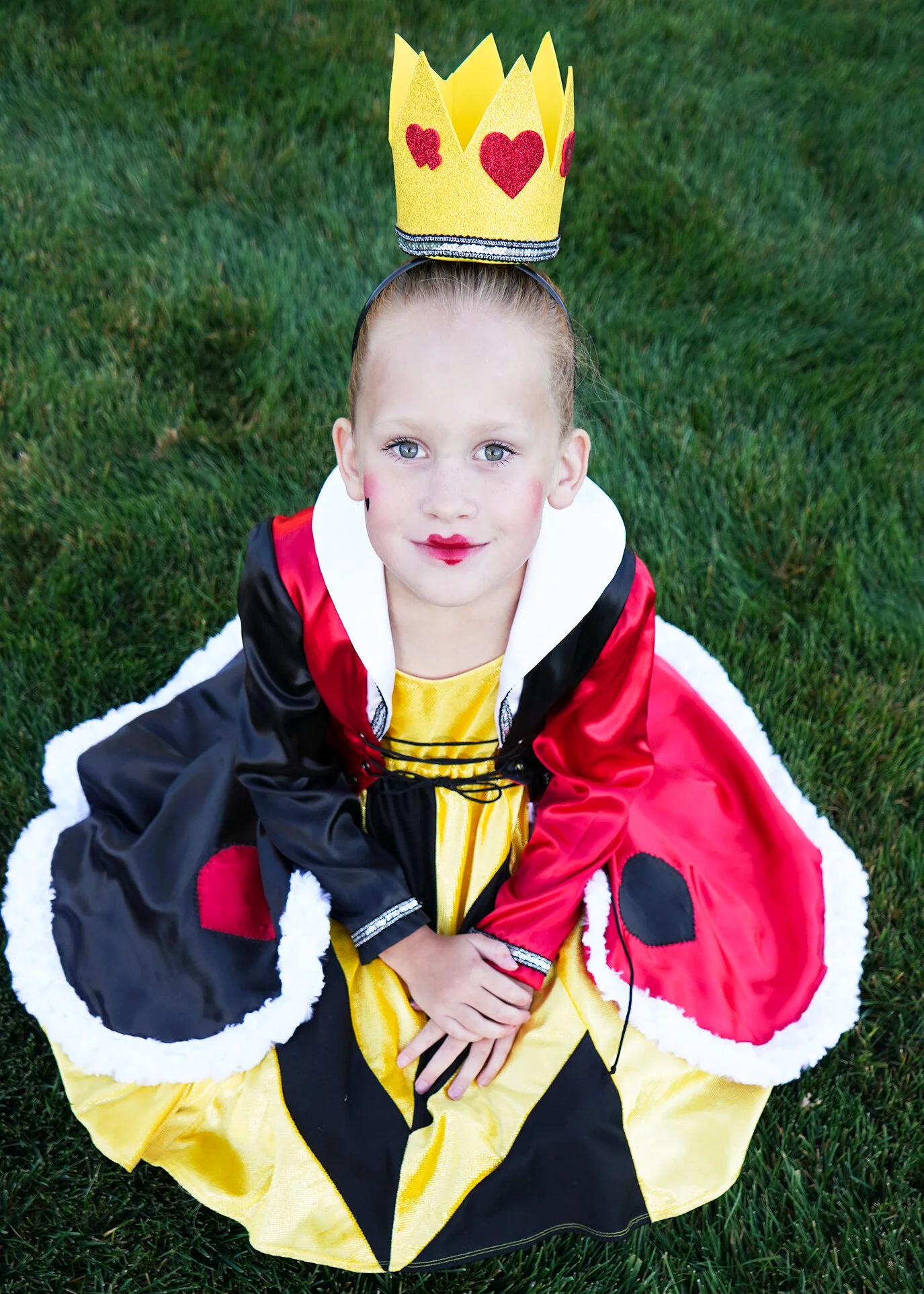 Queen of Hearts Costume - Simplicity #2834
